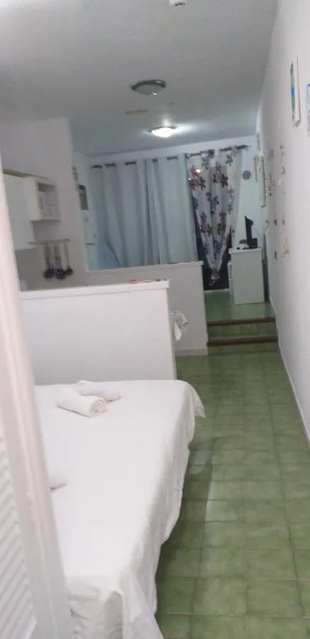 Happy House Apartment Caleta De Fuste 0*,  Spain